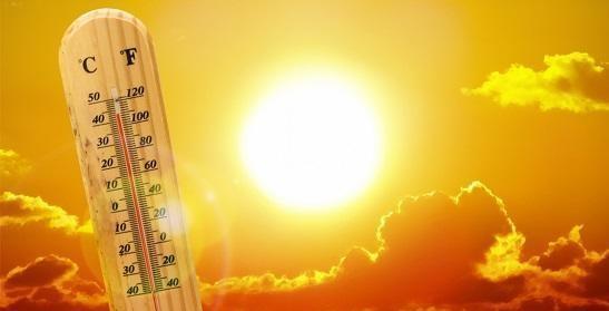طقس العرب يكشف موعد انتهاء تأثير الموجة الحارة