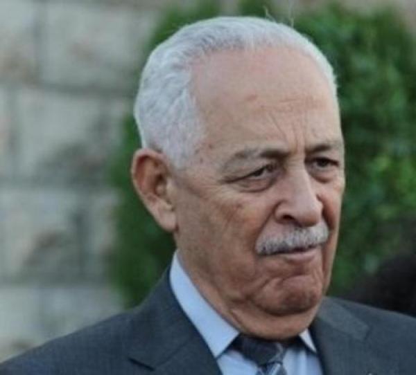 العيسوي ينقل تعازي الملك إلى عشيرة نصير