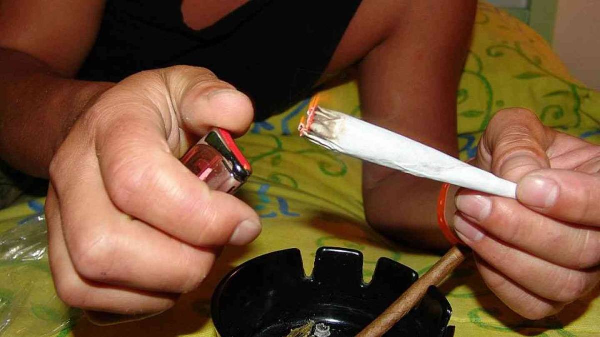 الأردن.. هددت صديقها إذا بتبعد عني بداويك .. فانتقمت منه بالمخدرات