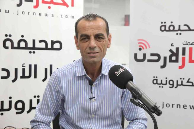 القضاة: الحكومة تحمي نفسها من النقد بقانون الجرائم الإلكترونية