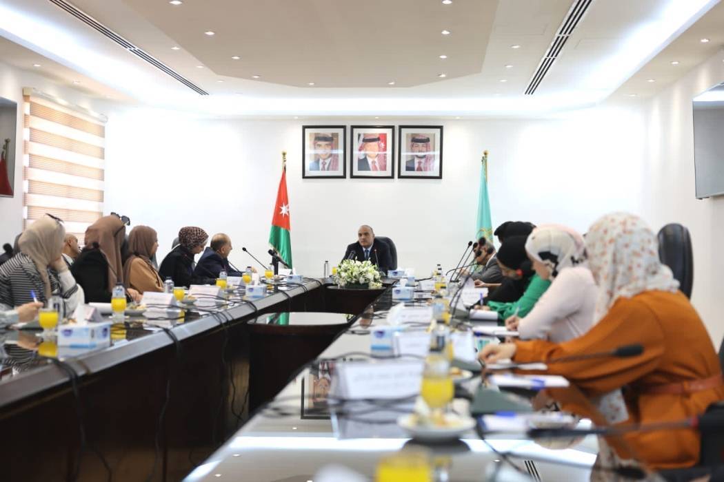 الخصاونة: الجامعات ملزمة بمواءمة أنظمتها مع نظام ممارسة العمل الحزبي