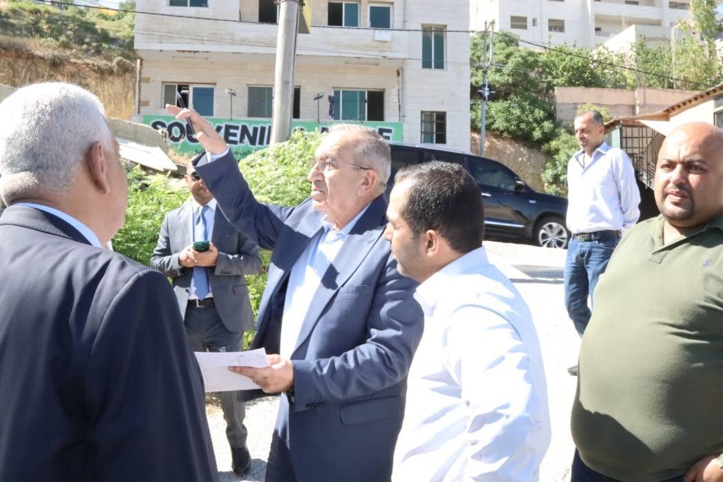 وزير الأشغال العامة يزور بلدية الفحيص