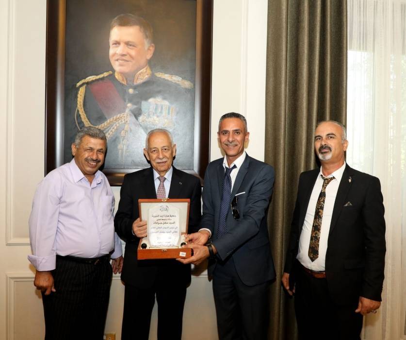 العيسوي يستقبل رئيس منارة اربد الخيري...صور