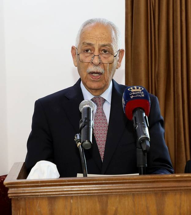العيسوي يرعى احتفالا بمناسبة الأعياد الوطنية بلواء الوسطية بإربد...صور