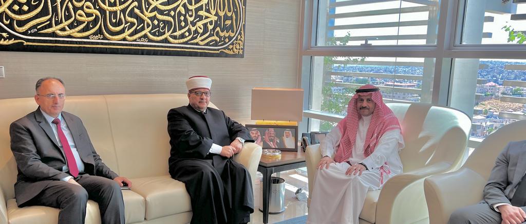 السديري يستقبل وزير الأوقاف الفلسطيني حاتم البكري في عمان