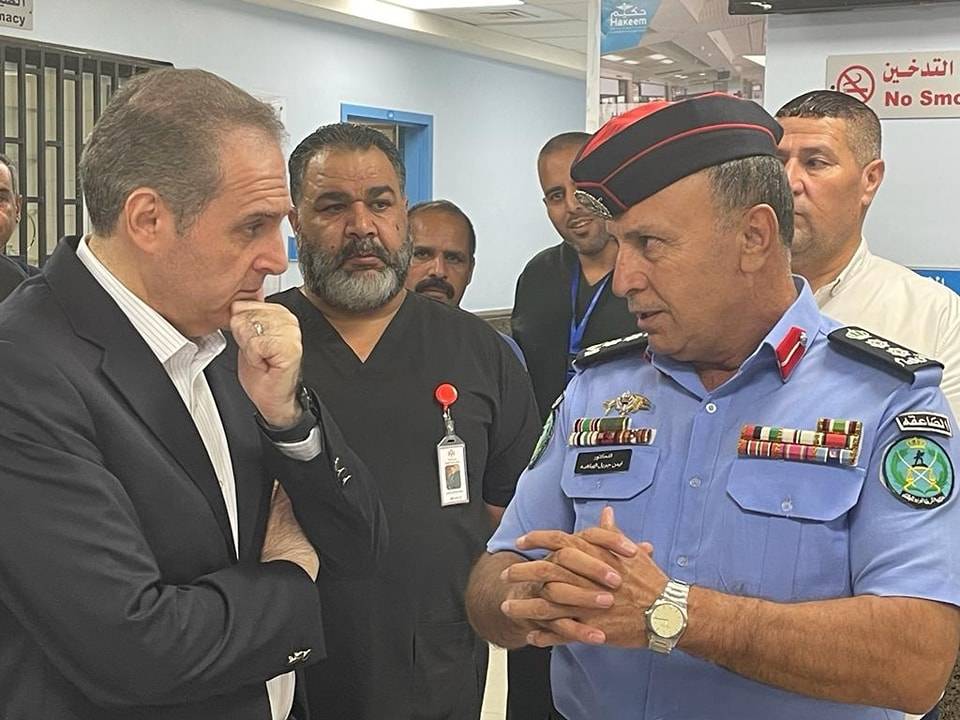 الهواري يتفقد مستشفيي الشونة الجنوبية والغور الصافي