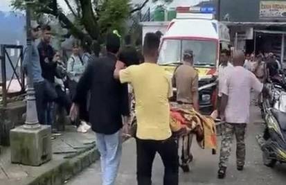 مصرع 15 شخصا صعقا بالكهرباء شمالي الهند