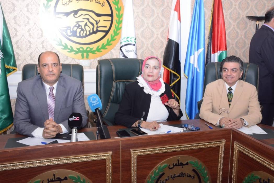 انطلاق أعمال المؤتمر الصحفي لتدشين الجائزة العربية لمكافحة التدخين مكين