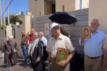 وقفة في القدس لإدانة حرق نسخة من المصحف الشريف بالسويد