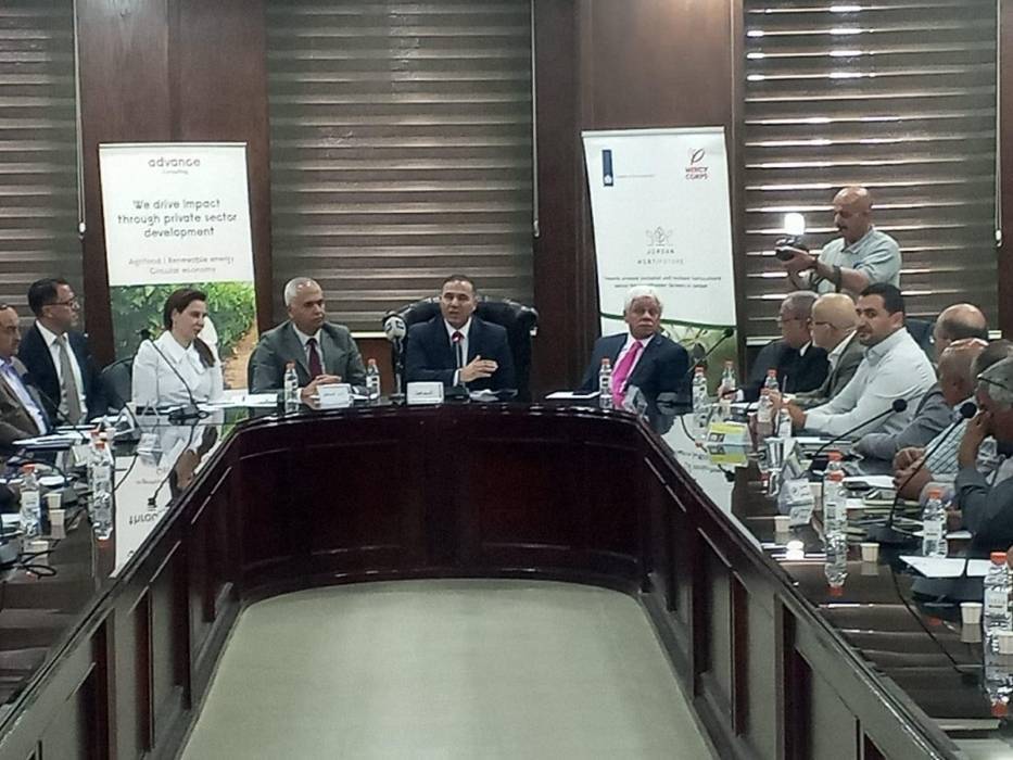 إطلاق حزم المنح والقروض الحسنة بدون فوائدة وانشطة صغار المهندسين  صور