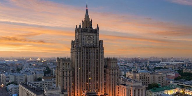 الخارجية الروسية: موسكو تحتفظ بحق الرد بقوة على هجمات الطائرات المسيرة