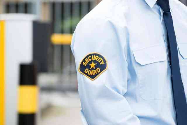جامعة لم تدفع رواتب موظفي الحماية منذ 4 سنوات