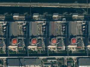 ألغام حول محطة زابوريجيا.. كيف تؤثر على الأمن النووي؟