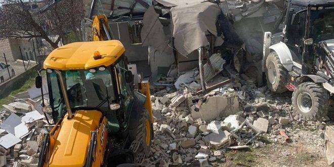الاحتلال يجبر فلسطينياً على هدم منزله في القدس