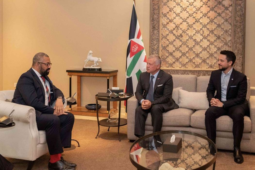الملك يؤكد ضرورة تحقيق سلام عادل يضمن قيام الدولة الفلسطينية