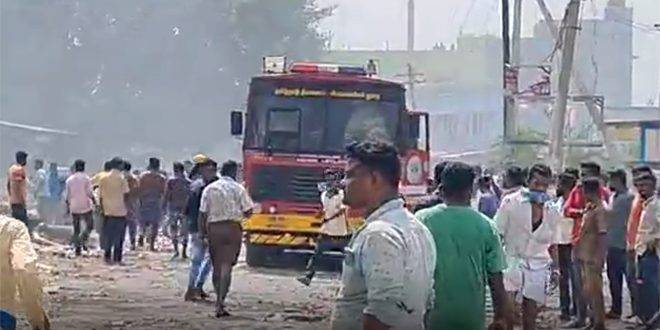 مصرع ثمانية أشخاص جراء انفجار مصنع للألعاب النارية في الهند