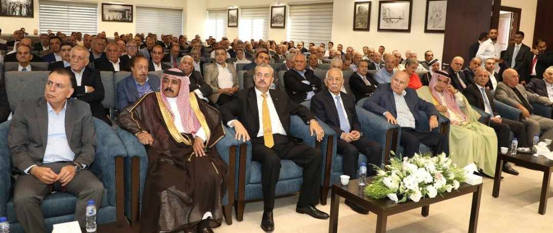 العيسوي  يفتتح ديوان أبناء الكرك وسط حضور كبير..صور