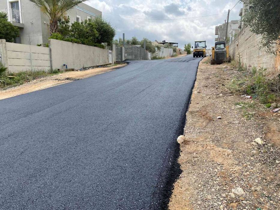 الحكومة توافق على تحققات على مالكي قطع الأراضي بتعبيد الشوارع بالنسب التالية