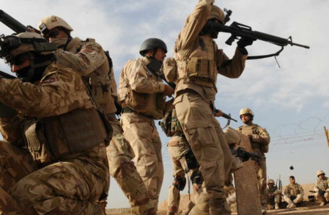 القوات العراقية تلقى القبض  على 4 إرهابيين في بغداد والأنبار