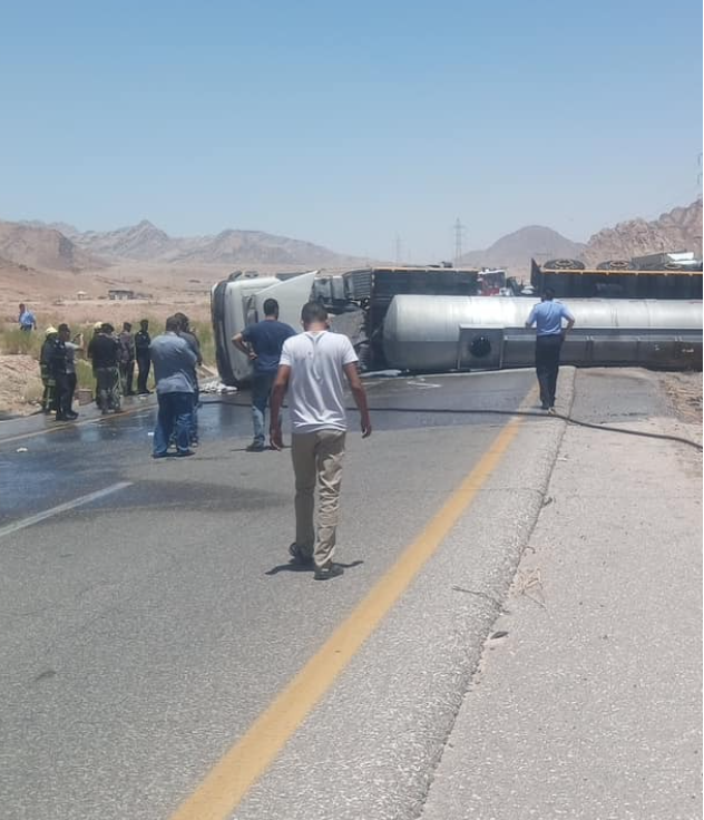 إغلاق مؤقت للطريق الصحراوي بعد انقلاب صهريج