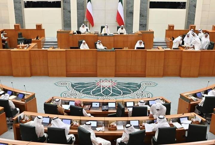 برلمان الكويت يوافق على إنشاء أول مفوضية لإدارة الانتخابات