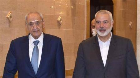 هنية يطلب من بري وقف الاشتباكات في مخيّم عين الحلوة