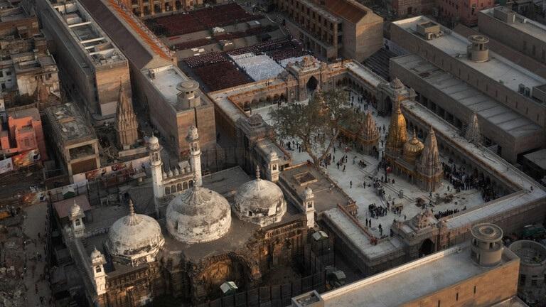 محكمة هندية تسمح بمسح مسجد أثري