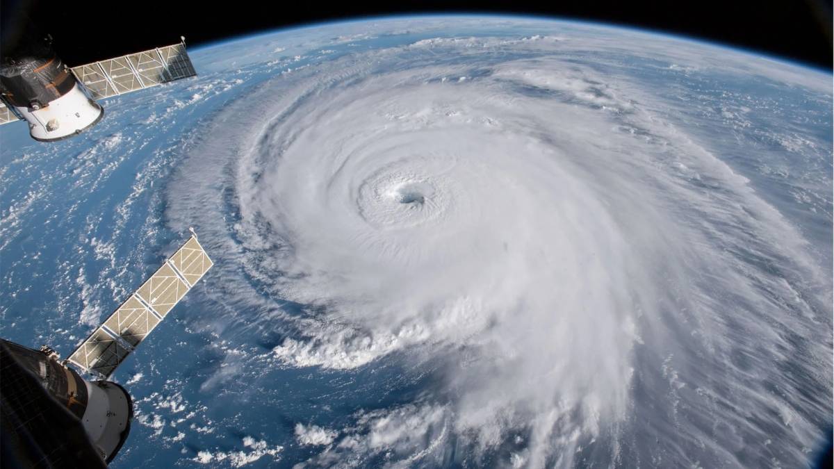 الإعصار خانون يتسبب في مقتل 2 وقطع الكهرباء عن 166 ألف منزل باليابان