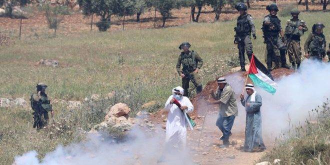 إصابة عدد من الفلسطينيين خلال قمع الاحتلال مظاهرة قرية بيت دجن