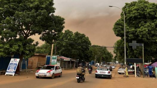 الولايات المتحدة تجمد بعض برامج المساعدات لحكومة النيجر