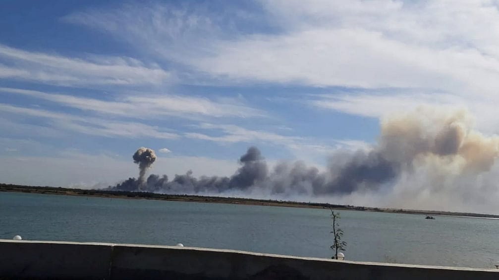 انفجارات في شبه جزيرة القرم.. وأنباء عن هجوم بطائرات مسيرة