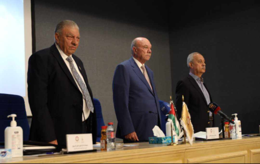 الفايز يدعو لتطوير الخدمات المقدمة من المؤسسات الرسمية