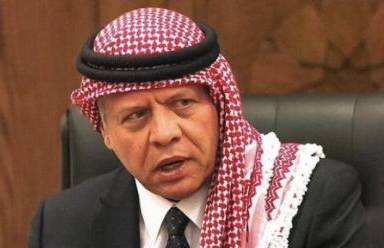 الملك في دارة اللواء الطبيب رامي فراج معزيا بوالدته