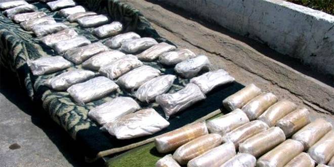 الأمن الإيراني يضبط أكثر من طن من المخدرات جنوب شرق البلاد