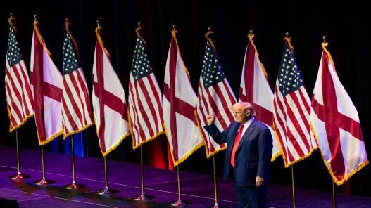 ترامب يريد تنحية القاضية المكلفة بقضية التآمر لإلغاء نتائج الانتخابات