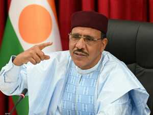 مستشار رئيس النيجر: هجوم إيكواس قد يهدّد حياة بازوم