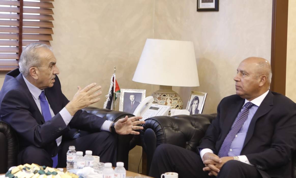 ابو السمن يستقبل وزير النقل المصري...صور