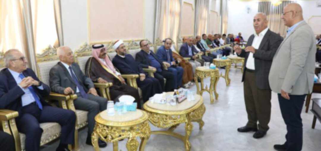 رئيس الديوان ينقل تعازي الملك وولي العهد إلى الخريسات...صور