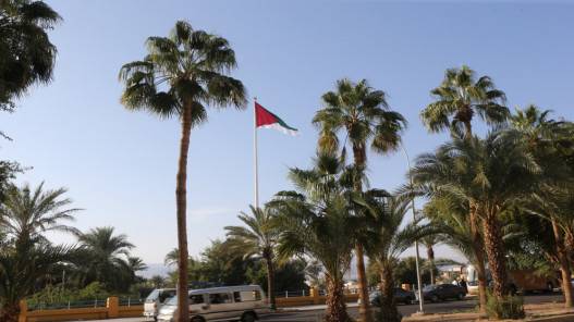 أجواء حارة نسبيا في معظم المناطق حتى الخميس