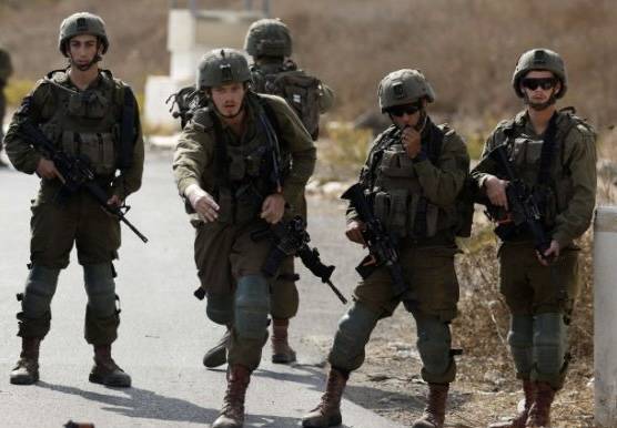 الاحتلال يخطر بوقف بناء سبعة منازل مأهولة غرب سلفيت