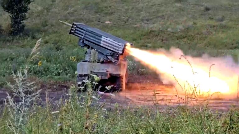 الدفاع الروسية: السيطرة على مواقع جديدة شرق أوكرانيا والقضاء على مئات الجنود الأوكرانيين