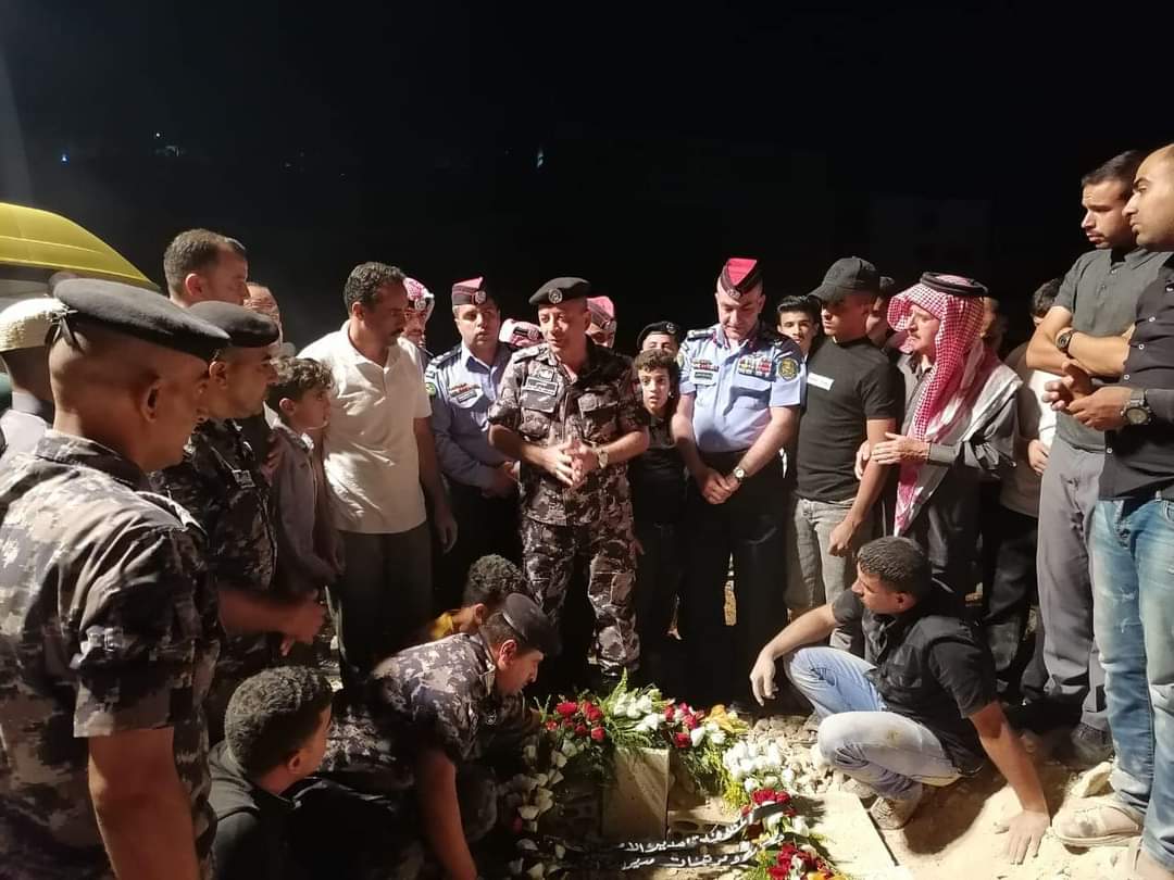 تشييع جثمان الوكيل عبدالله محمد الخلايله ...صور