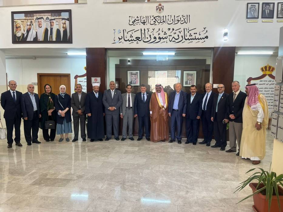 الحجايا يلتقي وفدًا من  جمعية عَون الثقافية الوطنية