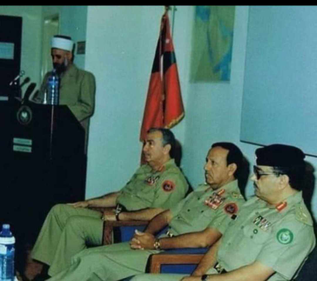 صورة من ذاكرة الجيش العربي ....اسماء