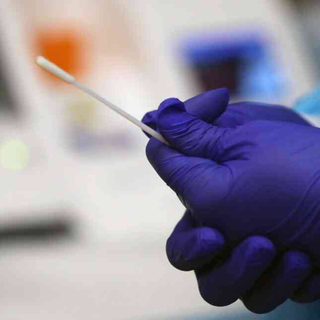 الصحة العالمية: تفشي سلالة (إي جي5) من كورونا