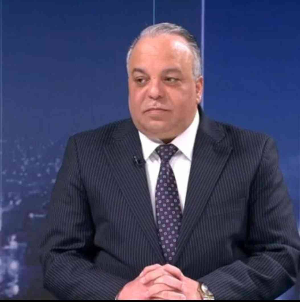 شخص ينتحل شخصية الدكتور الحوارات ويطلب نقوداً باسمه