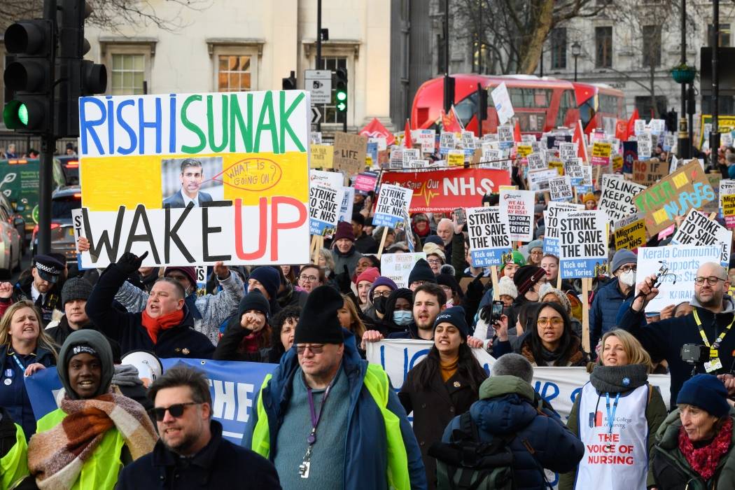 بريطانيا تخسر 4 ملايين يوم عمل بسبب الإضرابات العام الماضي