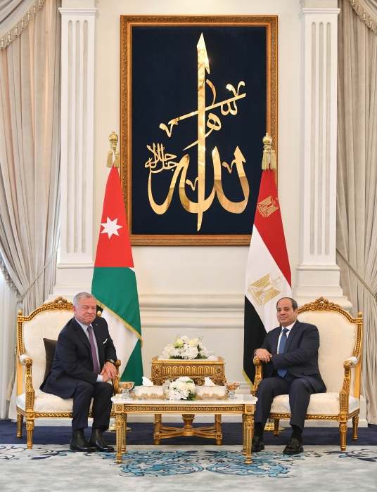 King#44; Egypt president discuss bilateral ties#44; regional developments