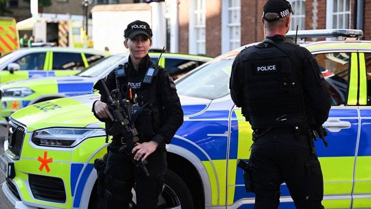 بريطانيا تضبط 3 أشخاص يشتبه في تجسسهم لصالح روسيا