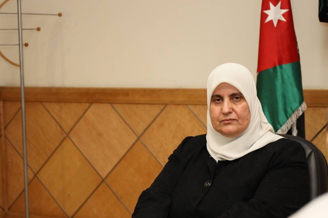 المواصفات تمنح علامة الجودة و حلال لعدد من الشركات